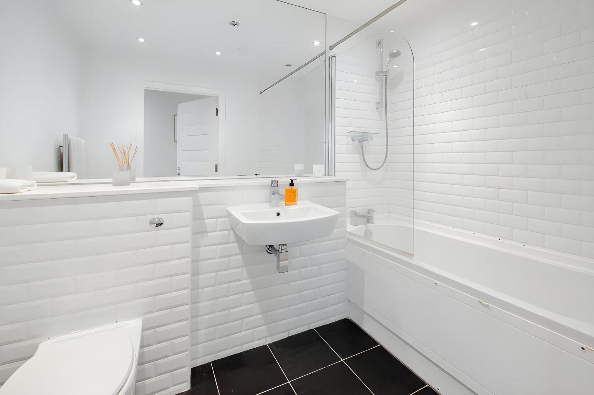Апартаменты Spitalfields Sanctuary 2 Bed 2 Bath 100Sqm Aprt Лондон Экстерьер фото